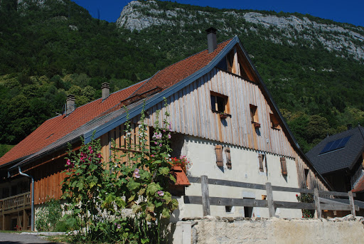 Photo de Camping Annecy Lac - Les Fontaines - Lathuile - Yelloh Village à Doussard (74210)