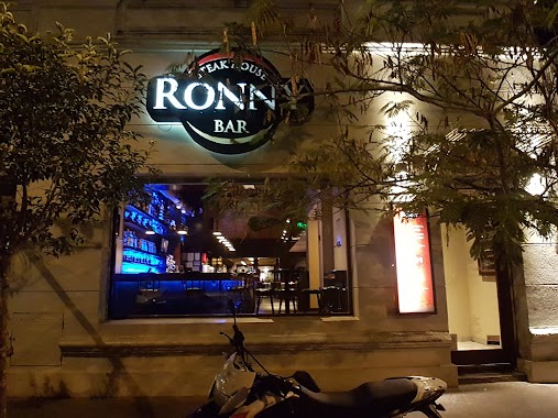 Ronny Steak House, Author: Pedro Manuel Cuevas