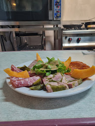 Photo n°10 de Bistrot Chez Coco à Genouilly (Restaurant)