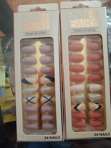 Distribuidora de productos de belleza y accesorios para el cabello Gallery - Mexico