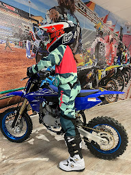 Photo n°24 de MX START THE SHOP MAGASIN MOTOCROSS à Châteauneuf-les-Martigues (Atelier de réparation pour motos)