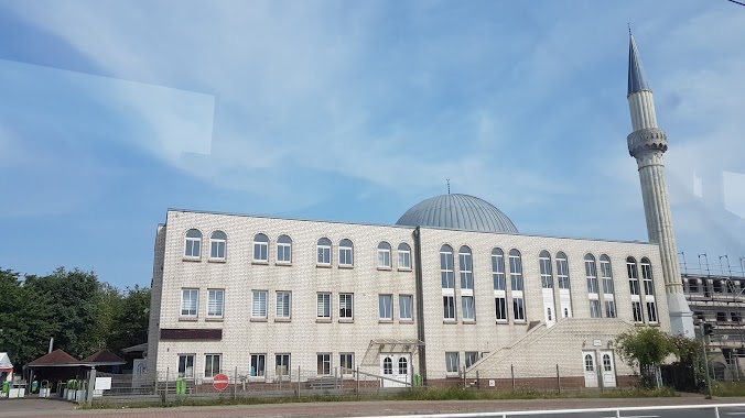 Fatih Mosque Bremen, Author: Emad Alkassem