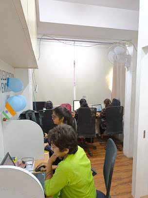 Af1qipnov4zlahvqmpwtbtmszsp3lmod81emkjdjbtec=s406 K No