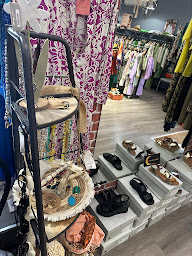 Photo n°10 de Boutique Nomades - Vêtements pour femmes à Sisteron (Magasin de chaussures)