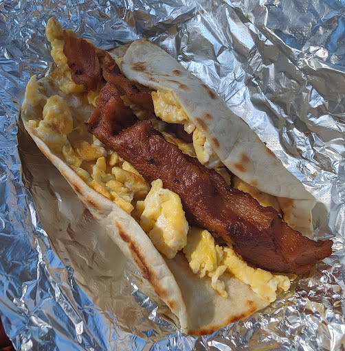 Taco bella’s food trailer - Thumbnail