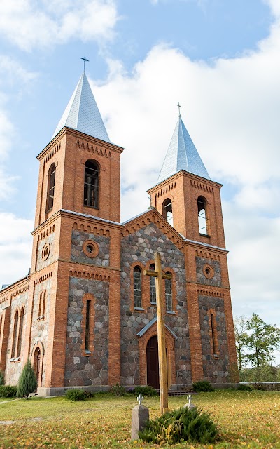Photos of Kostol Svyatykh Simeona I Tadeusha
