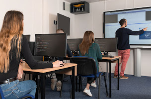 Photo n°21 de ENI Ecole Informatique - Campus Rennes à Chartres-de-Bretagne (École d'informatique)