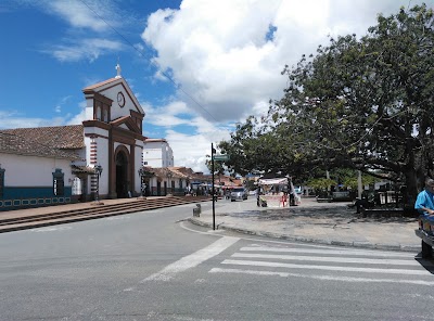 Photos of San Antonio de Pereira Park