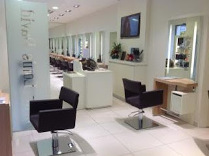 Photo n°7 de Jean Louis David - Coiffeur Le Cannet à Le Cannet (Magasin de cosmétiques)