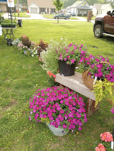 Sandcreek Garden Farm Logo
