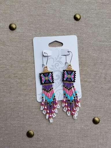 Knotty Thread Designs - Visual