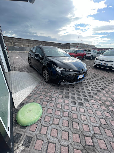 EasyCarHire - Thumbnail