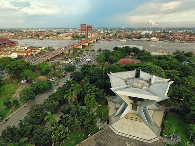 Photos of Struggle Monument (Monpera)