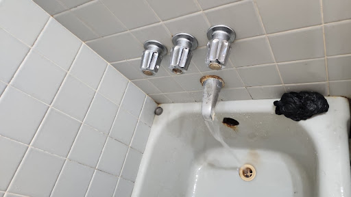 PERRONIS PLUMBING - Thumbnail