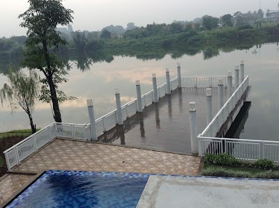 Photos of The Spring Lake, Sumarecon Serpong
