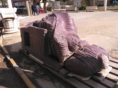 Photos of Kom El Shokafa Cata -Comb