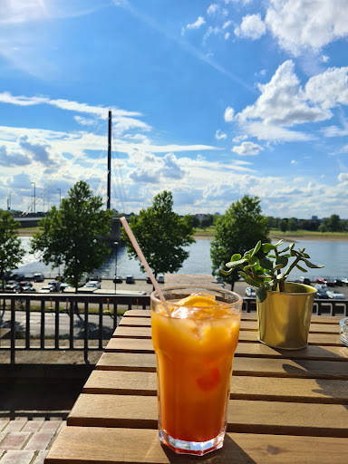 Tonhallen-Terrasse - Thumbnail