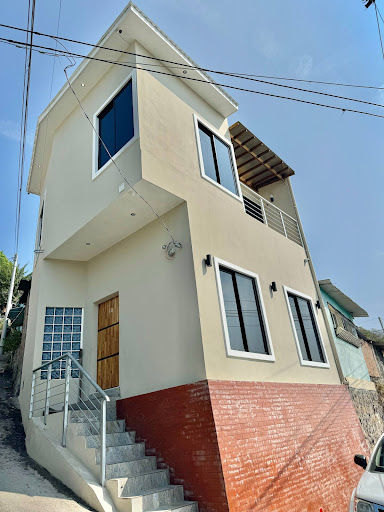 Beachfront Vacation Rental in La Libertad