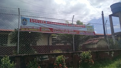 Photos of Estaci&oacute;n de Servicio Esso Mobil Buenaventura Cl 6 Kr 57b