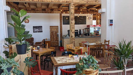 Stunt-Café - Visual