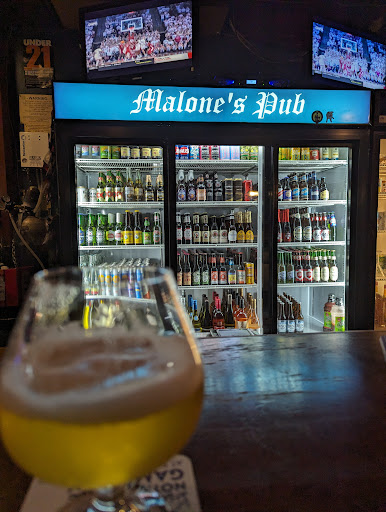 Malone's Pub - Visual