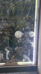 Photo n°18 de L'ebouriffée à Lunéville (Salon de coiffure)