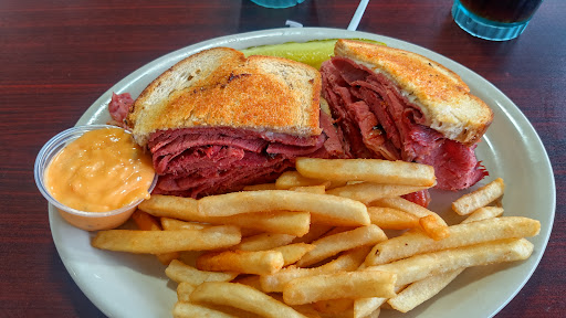 Dianna's Deli & Restaurant - Sandusky, OH - Thumbnail