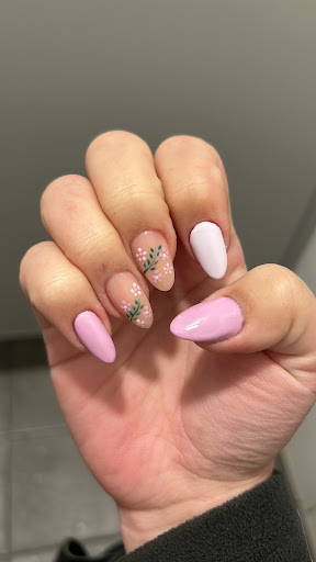 HN Nails - Visual