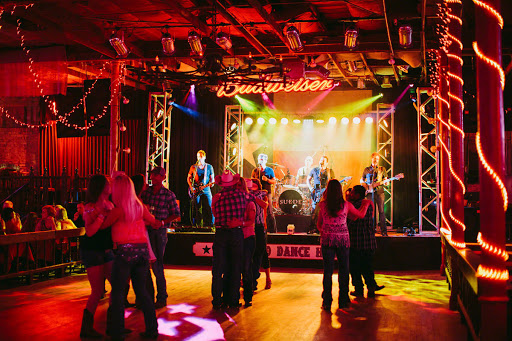 Coupland Dancehall - Visual