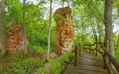 Augstrozes pilskalns