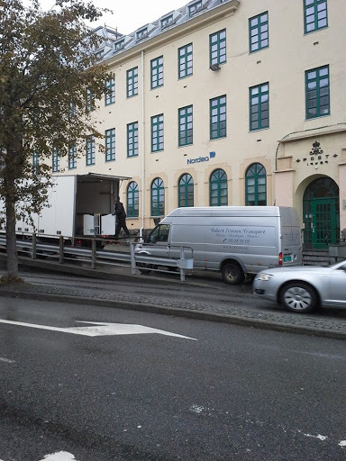 Robert Iversen transport