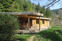 Gîte des demoiselles-insolite-en pleine nature-calme-bord de rivière-Lodève-Avène-Hérault à Joncels