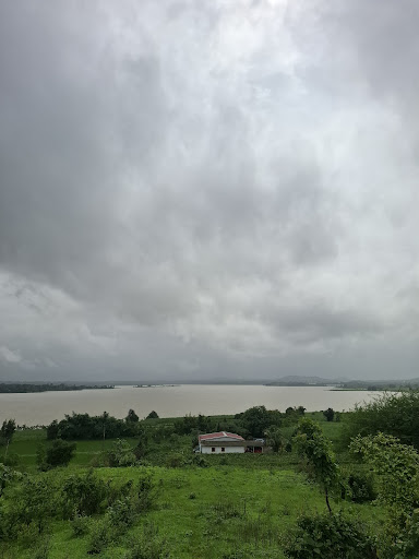Imagine waking up to a lake view every morning.  post image