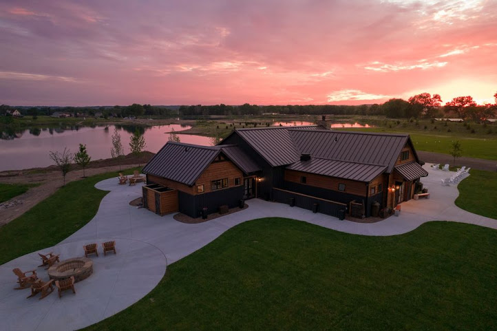 11:Eleven The Bourbon House @ Sankoty Lakes Resort-Cabins & RV’s-Wedding Venue by null