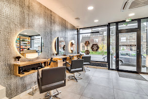 Photo n°28 de Stéphanie Coiffeur Visagiste à Tourcoing (Barbier)