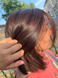 Photo n°9 de Lætitia Tanguy Artiste Capillaire à Pernes-les-Fontaines (Salon de manucure)