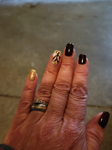 Amy Nails - Visual