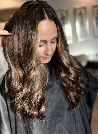 Daycation Salon - Visual