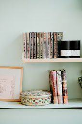 Photo n°6 de Un livre et une tasse de thé à Paris (Salon de thé)