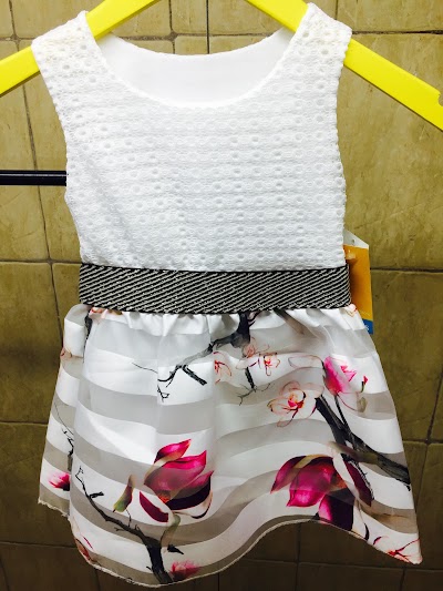 Photos of tamaro junior kids store