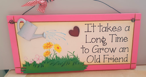 Suzies Gift Corner - Thumbnail