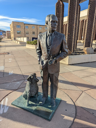 President Gerald Ford Statue - Thumbnail