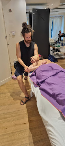 LUKAS BOZIK massage therapy - Massage therapist