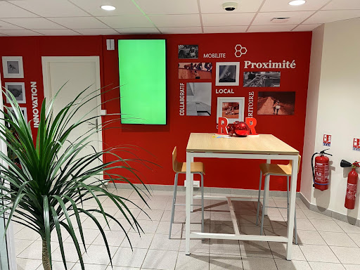 CREDIT AGRICOLE LA VILLEDIEU-DU-CLAIN - Thumbnail