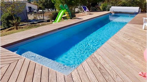 Photo de Piscine coque Discount Haut de France à Anstaing (59152)