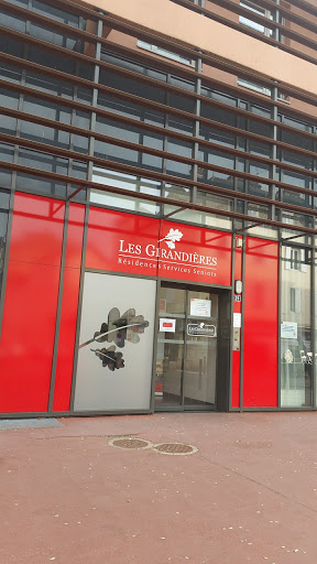Photo de Résidence seniors Les Girandières - Chalon-sur-Saône à Chalon-sur-Saône (71100)