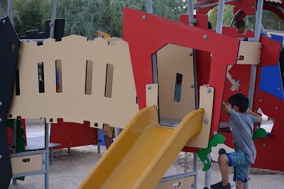 Photos of Umm Al Emarat Park