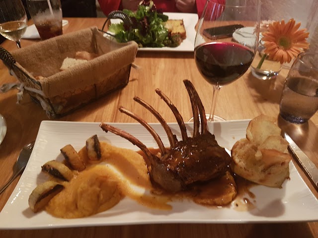 Tierra Colorada Gastro