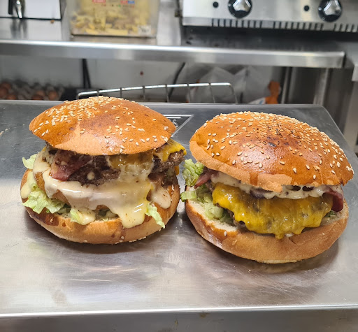 Photo 2 - Le K Burger