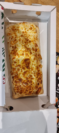 Photo 1 - La pizza & Burger o 5